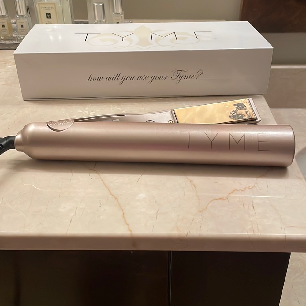 Tyme Hair Straightener or curler-great condition!